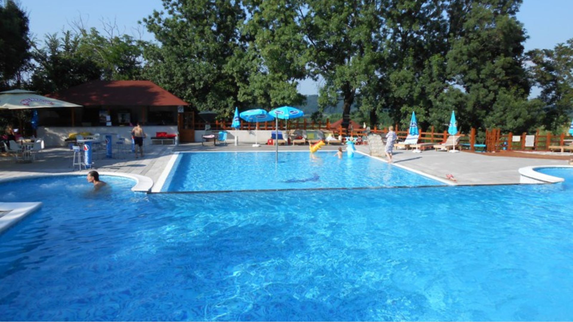 xr:d:DAFn2dMxCAk:161,j:4806863091349647512,t:23071311