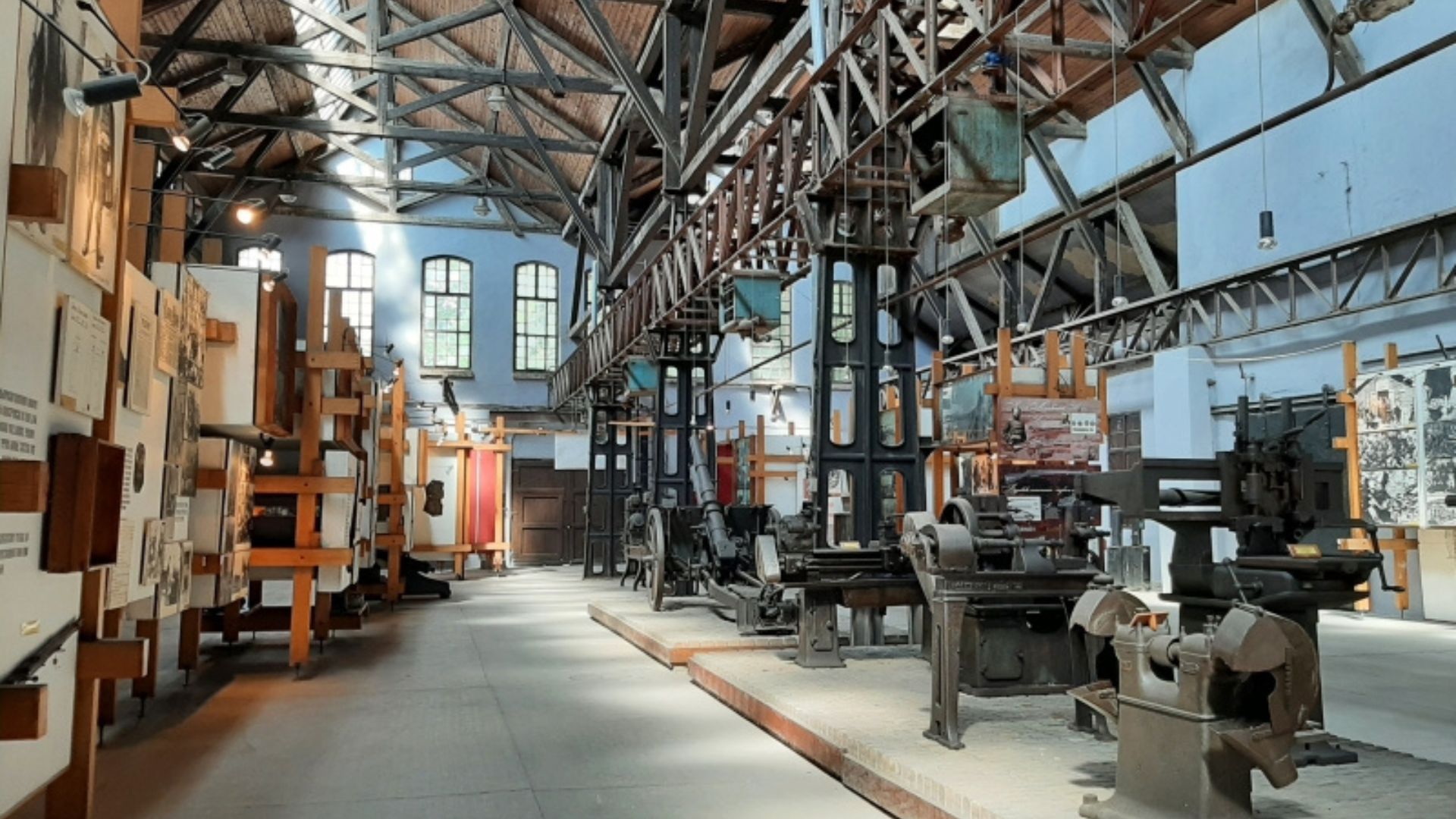 xr:d:DAFn2dMxCAk:74,j:2502145879093690884,t:23071211