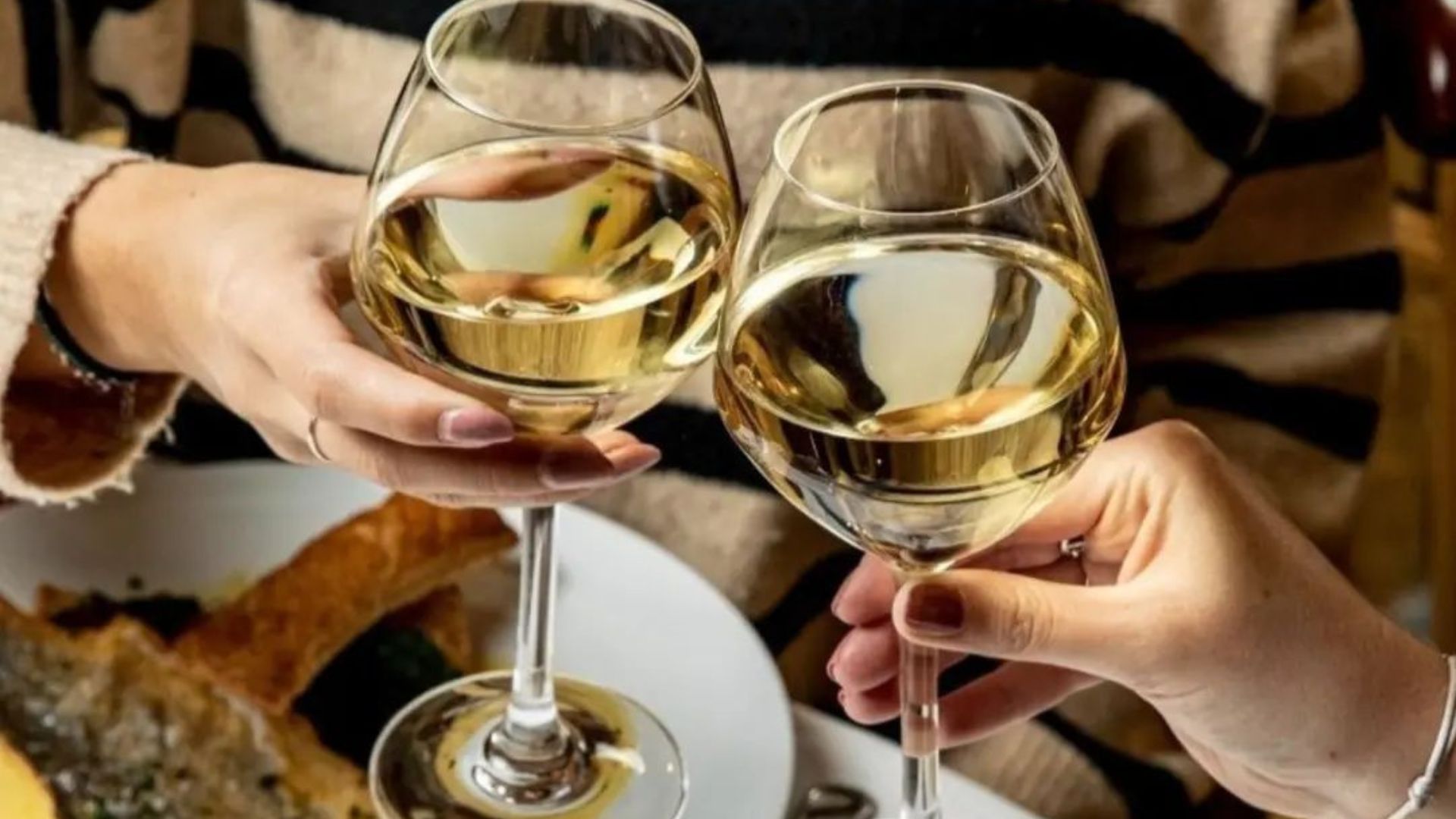 xr:d:DAFn2dMxCAk:276,j:109609279316718699,t:23071907