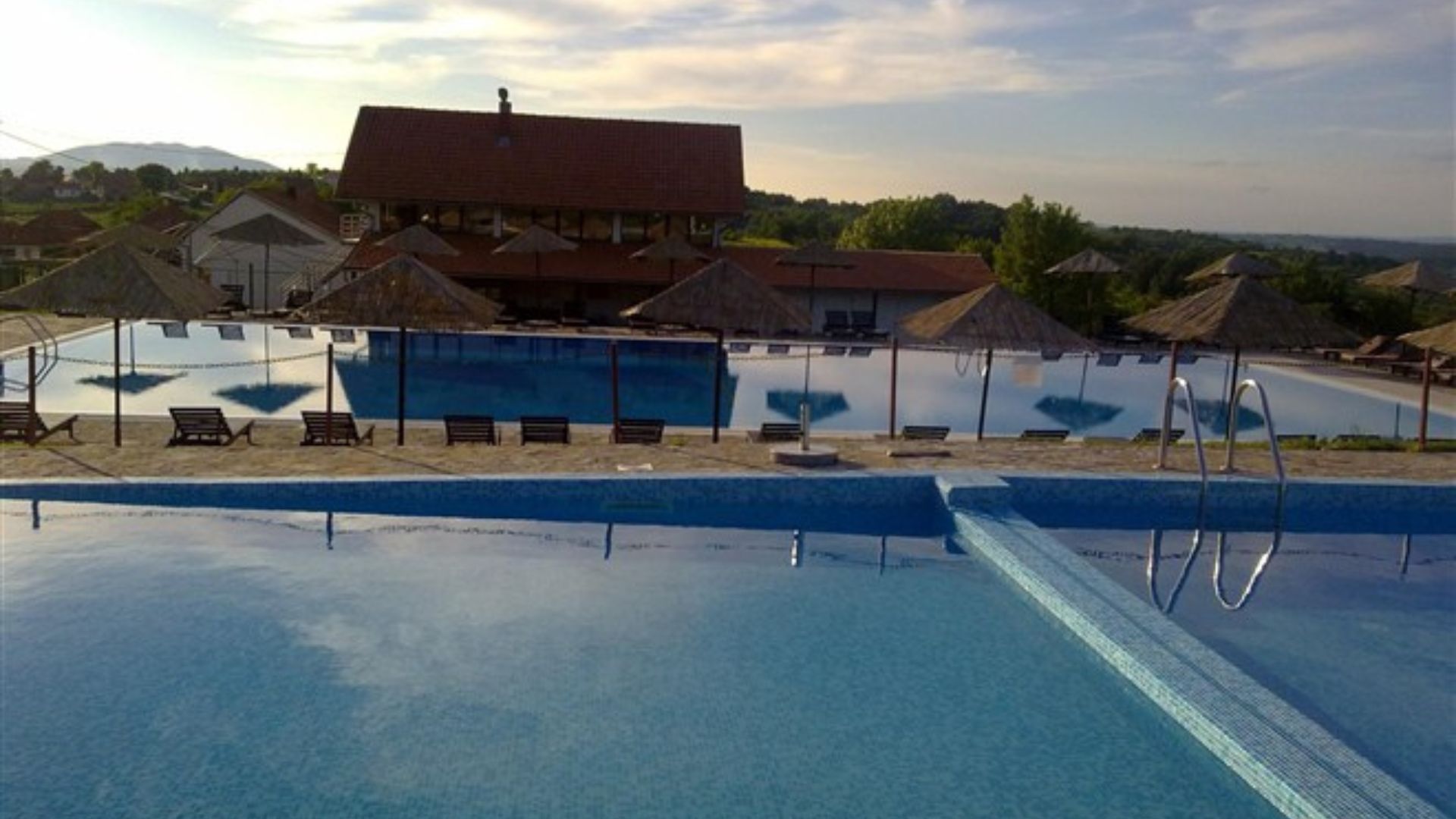 xr:d:DAFn2dMxCAk:167,j:2729577765206738084,t:23071311