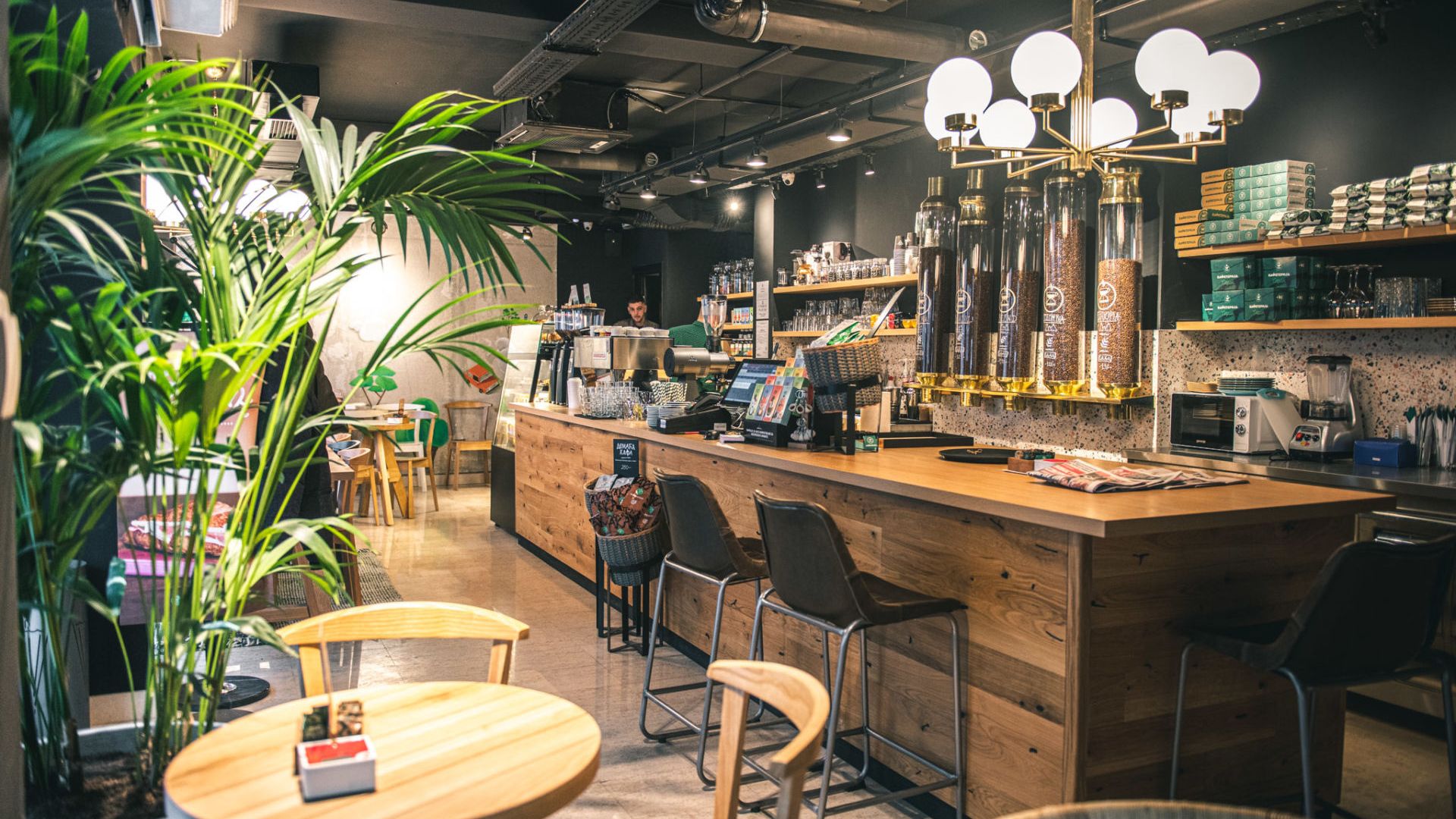 xr:d:DAFn2dMxCAk:259,j:7465113289381516708,t:23071812