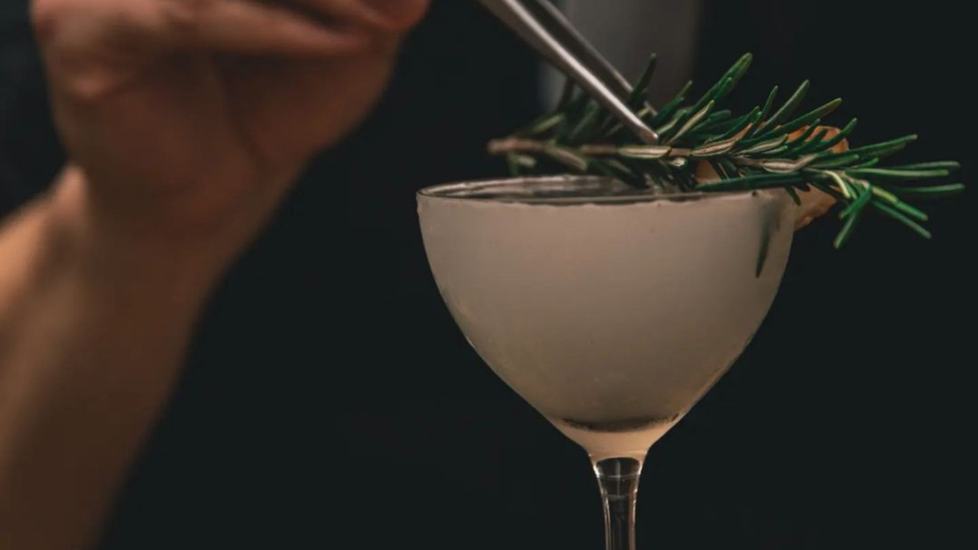 xr:d:DAFn2dMxCAk:346,j:296508776170116842,t:23072009